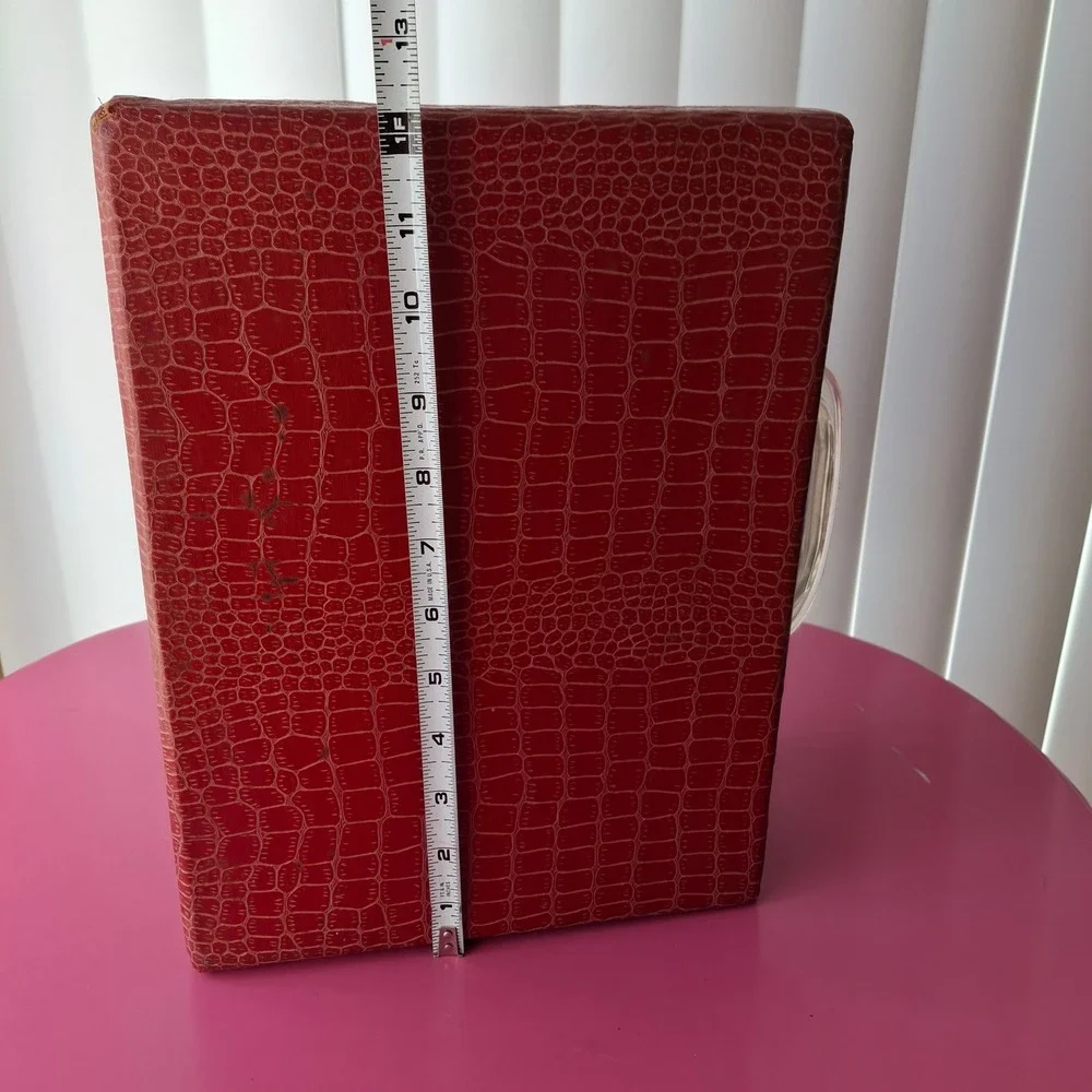 Vintage Red Faux Croc Overnight Train Case Lucite Handle Hurd Co Kansas City MO